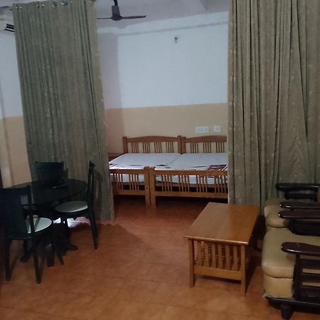 Hotel Lotus Grand Residency à Angādipuram Extérieur photo